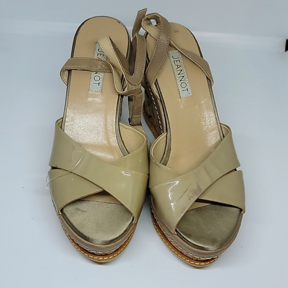 Jeannot tannisg green wedge sandals 36.5